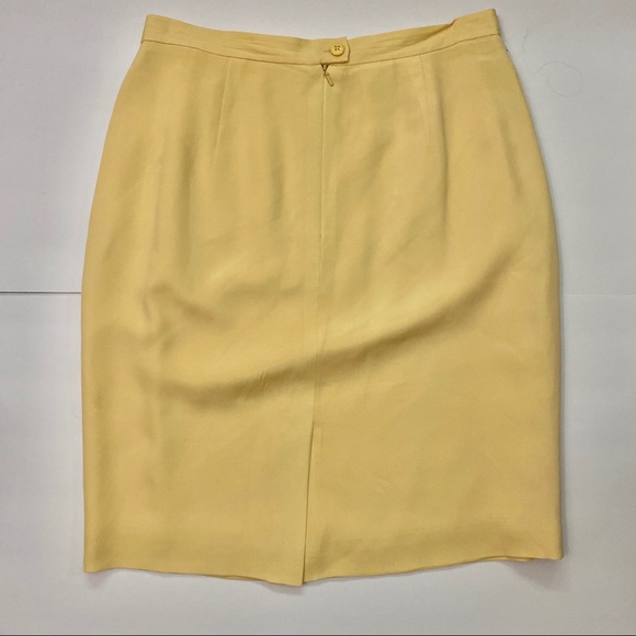 Vintage Yellow Skirt, 100% silk with pockets - Picture 3 of 6